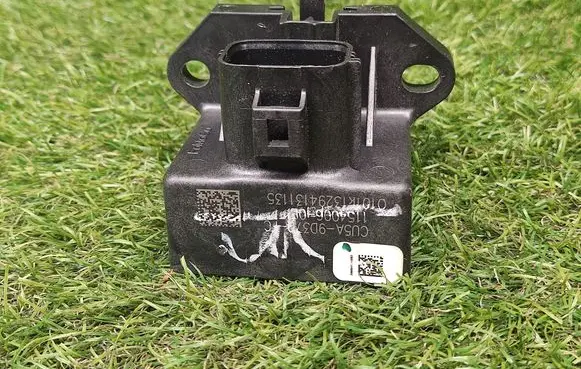 Ford Fusion II Fuel injection pump control unit/module CU5A9D370FC