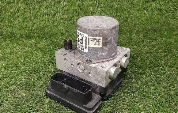 KIA Soul ABS Pump 58900B2506