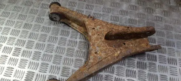 Volkswagen PASSAT B5 Rear upper control arm/wishbone