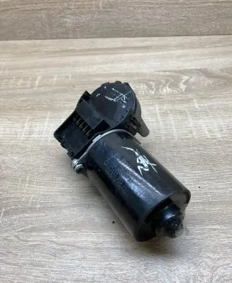 Audi A6 S6 C5 4B Wiper motor 0390241140