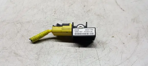 Honda CR-V Airbag deployment crash/impact sensor 5WK43786 46080311 G0WM12T1MS1