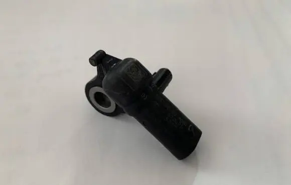 Tesla Model X Airbag deployment crash/impact sensor 1037588-00-A