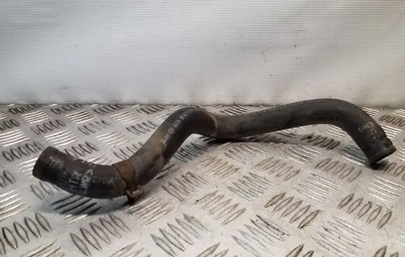 Engine coolant pipe/hose