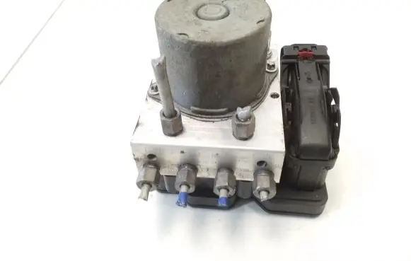 Tesla Model Y ABS Pump 104474510B