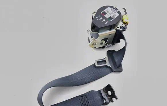 Renault Captur II Rear seatbelt 657705900C 658507600b