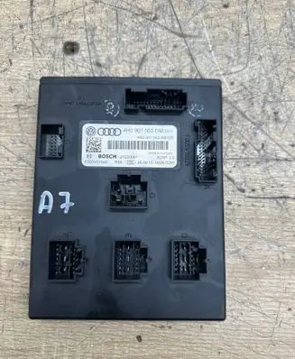 Audi A7 S7 4G Comfort/convenience module 4H0907063DM 21020001 F005V01549