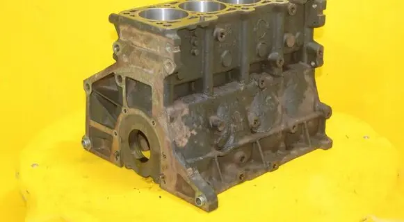 Volkswagen Bora Engine block 06A103021C
