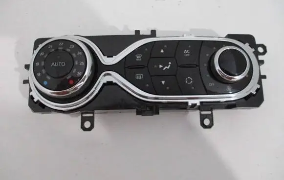 Renault Captur Climate control unit 275108796R 130721 E1067144
