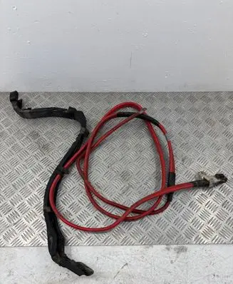 BMW 5 E60 E61 Positive cable (battery) 