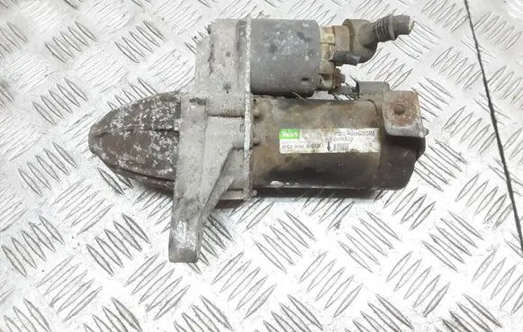 Honda Civic Starter motor D6RA91