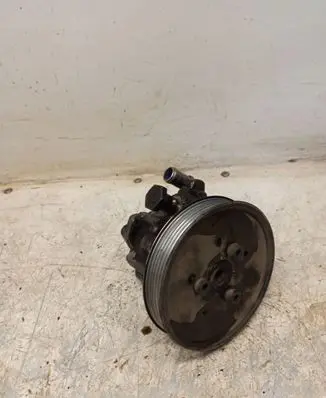Audi A6 S6 C5 4B Power steering pump