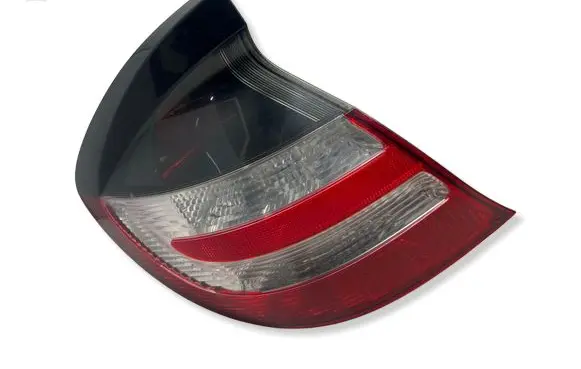 Mercedes-Benz C W203 Rear/tail lights 2038202564