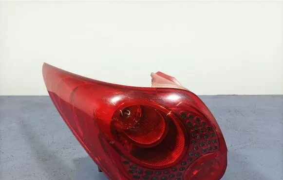 Peugeot 207 CC Rear/tail lights 9680158080