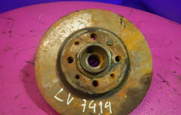 Fiat Punto (188) Front wheel hub spindle knuckle
