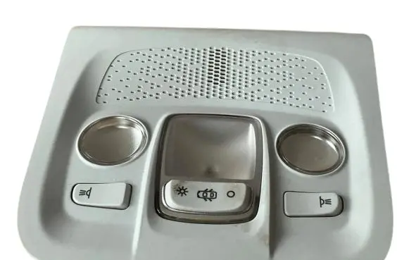Peugeot 208 Front seat light 9673810977