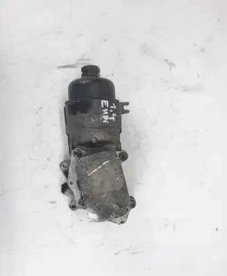 Citroen C3 Oil filter mounting bracket