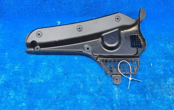 Mini One - Cooper F56 F55 Wiper trim 7305493