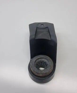 Volvo XC60 Air filter cleaner box bracket assembly 31370344