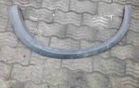 Volvo XC90 Front arch trim 30655181