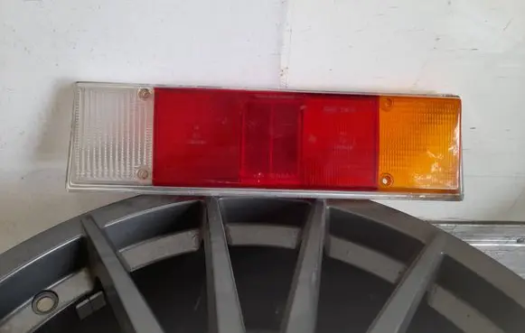 Ford Capri III Tail light lenses 53224R7