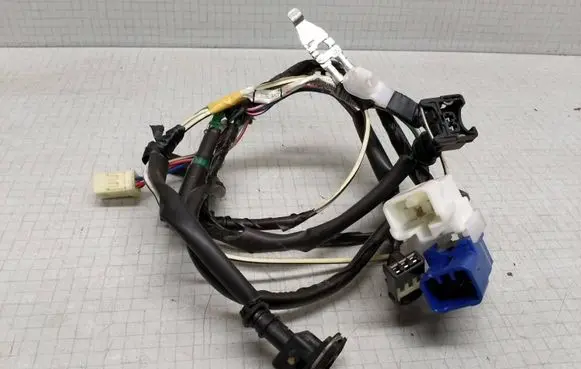 Toyota Corolla E120 E130 Other wiring loom 6218502100