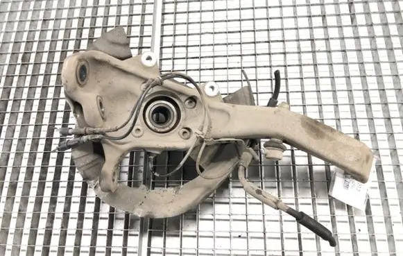 BMW X6 E71 Front wheel hub spindle knuckle 6773783