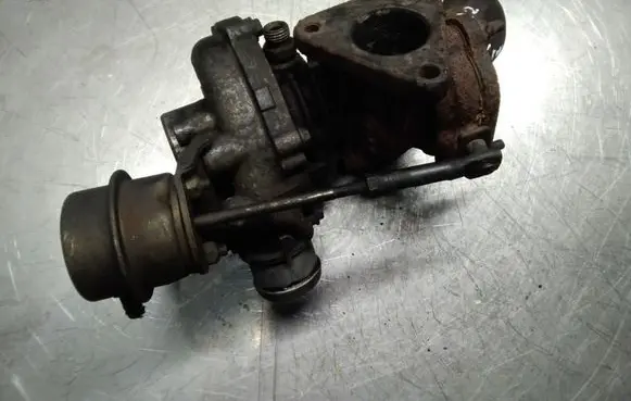 Audi A2 Turbo GS4045145701 GT15