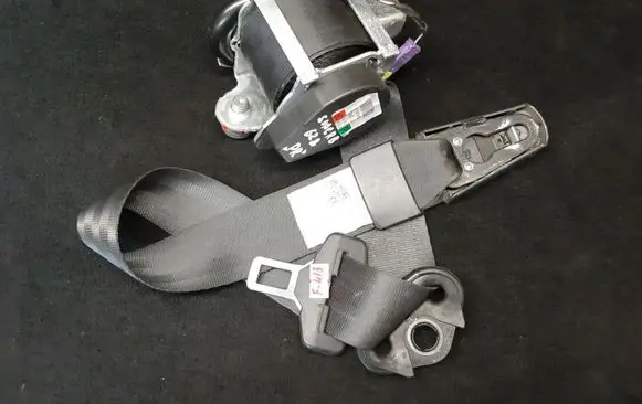 Skoda Superb B6 (3T) Front seatbelt 3T1857702