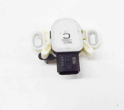 Toyota RAV 4 (XA50) Brake pedal sensor switch 8951033020