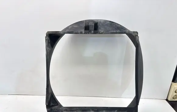 Mercedes-Benz 190 W201 Radiator cooling fan shroud 2015050755
