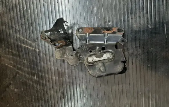 Audi A4 S4 B8 8K Other engine bay part 03G131133D