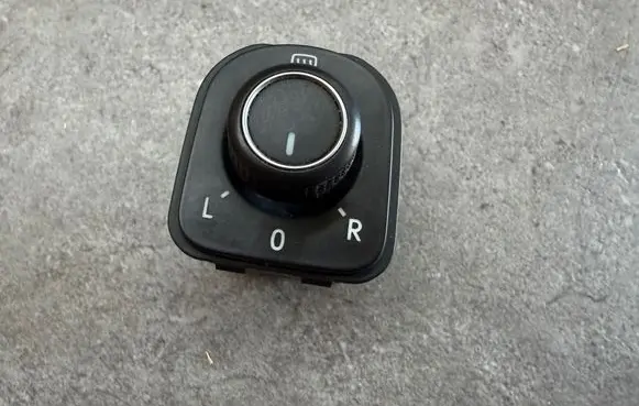 Volkswagen Amarok Wing mirror switch 2H6959565A