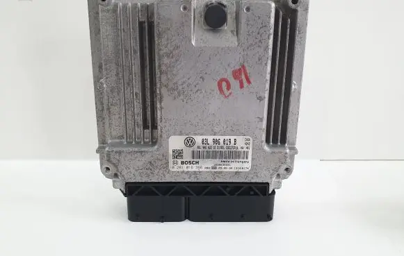Seat Exeo (3R) Engine control unit/module 03L906019B 0281016366
