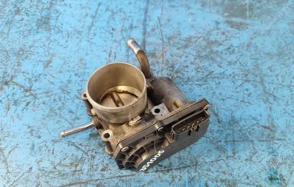 KIA Soul Throttle body valve 351002B300