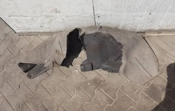 Seat Alhambra (Mk2) Rear arch III7N0810972III 7N0810972