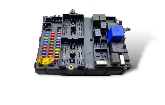 Jeep Grand Cherokee (WJ) Fuse module P56050231AI K5316