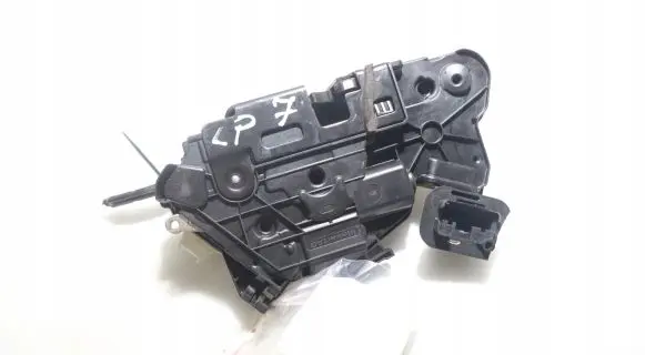 Skoda Octavia Mk3 (5E) Front door lock