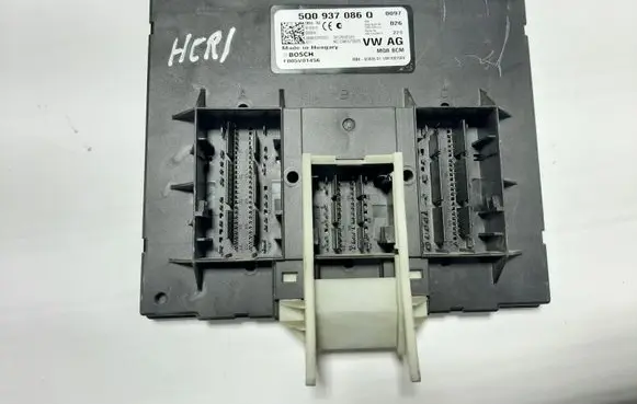 Volkswagen Golf VII Central body control module 5Q0937086Q