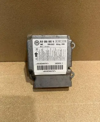 Volkswagen Golf V Airbag control unit/module 1K0909605N 34050302C 5WK43413