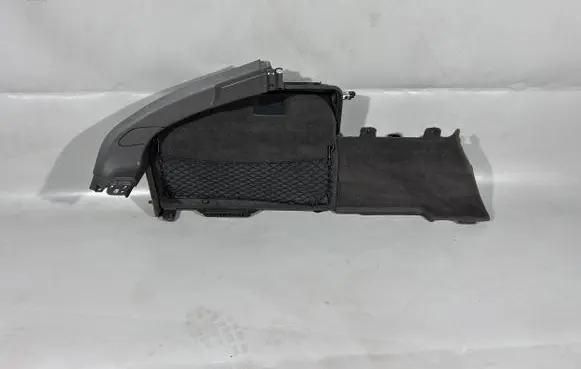 Trunk/boot side trim panel