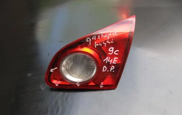 Nissan Qashqai Tailgate rear/tail lights 89071064