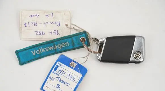 Volkswagen PASSAT B8 Ignition key/card 3G0959752