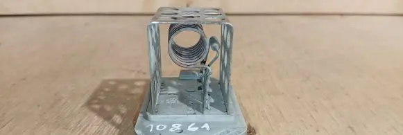 Coolant fan relay