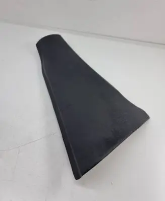 BMW X6 E71 (C) pillar trim 9131142