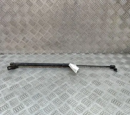KIA Xceed Tailgate/trunk strut/damper 81770J7800