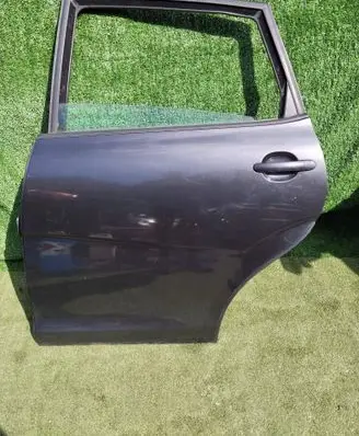 Rear door