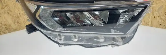 Toyota RAV 4 (XA50) Headlight/headlamp ITPD015749