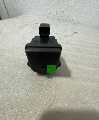 Renault Laguna II Headlight level adjustment motor 8200006664 00816400