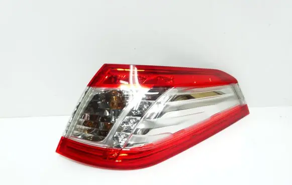 Peugeot 508 Rear/tail lights 9686779680