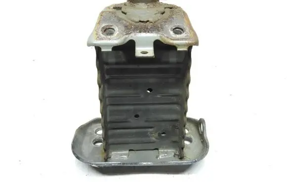 Toyota Urban Cruiser (XP110) Front bumper shock/impact absorber 